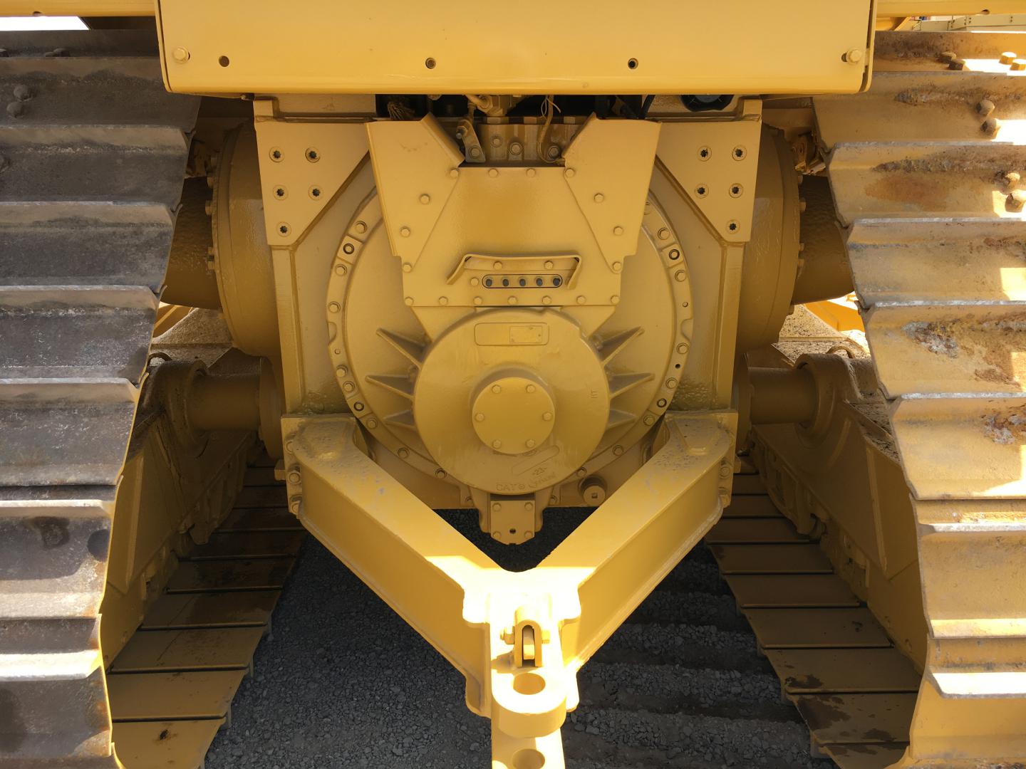 ./imagenes/INVOICE/2019/15865/TOPADOR FRONTAL CAT D6T LGP IMG_6165 (33).JPG